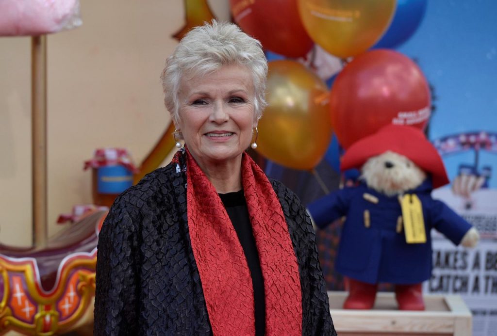 Julie Walters Bio, Age, Family, Husband, Daughter, Net Worth. Education,