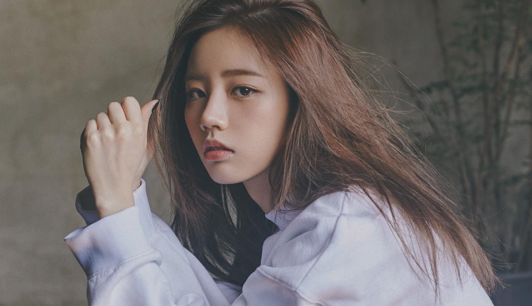 Lee Hyeri Bio, Birthdate, Age, Family, Net Worth, Boyfriend, Instagram,