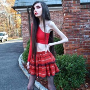 Meet Eugenia Cooney: Parents, Mom, Net Worth, Relationship & Bio