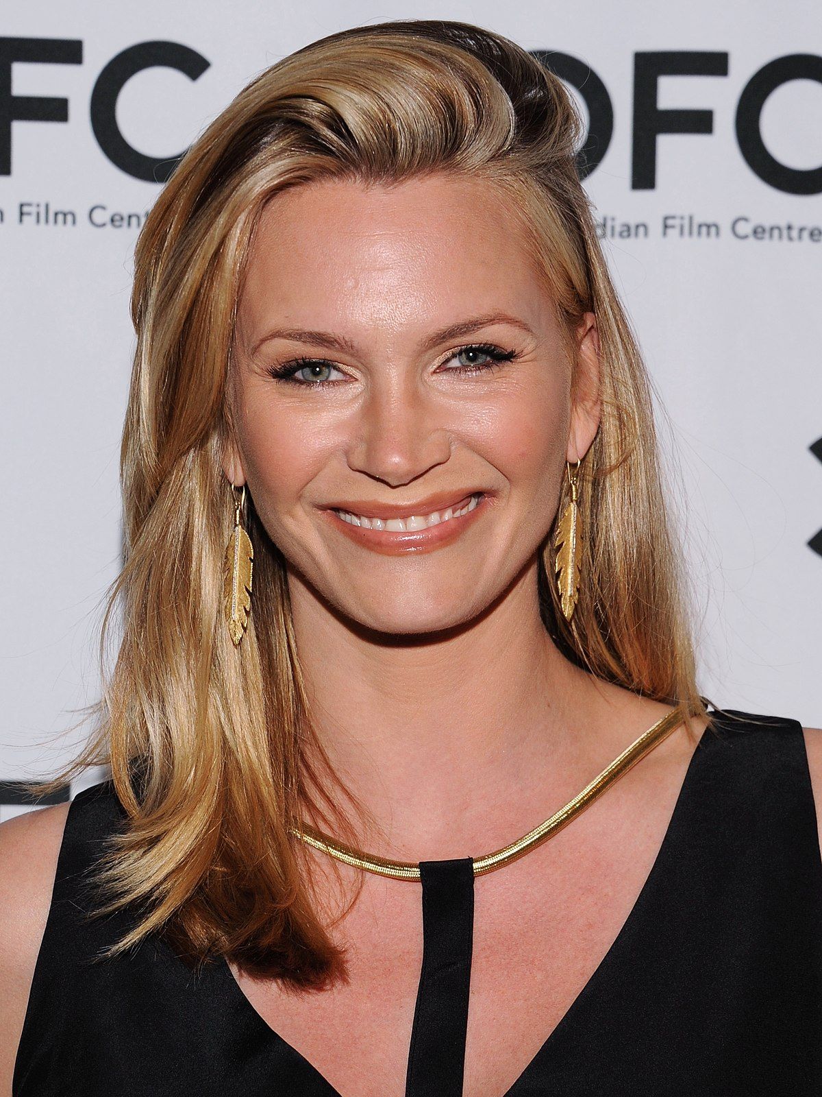 Natasha Henstridge