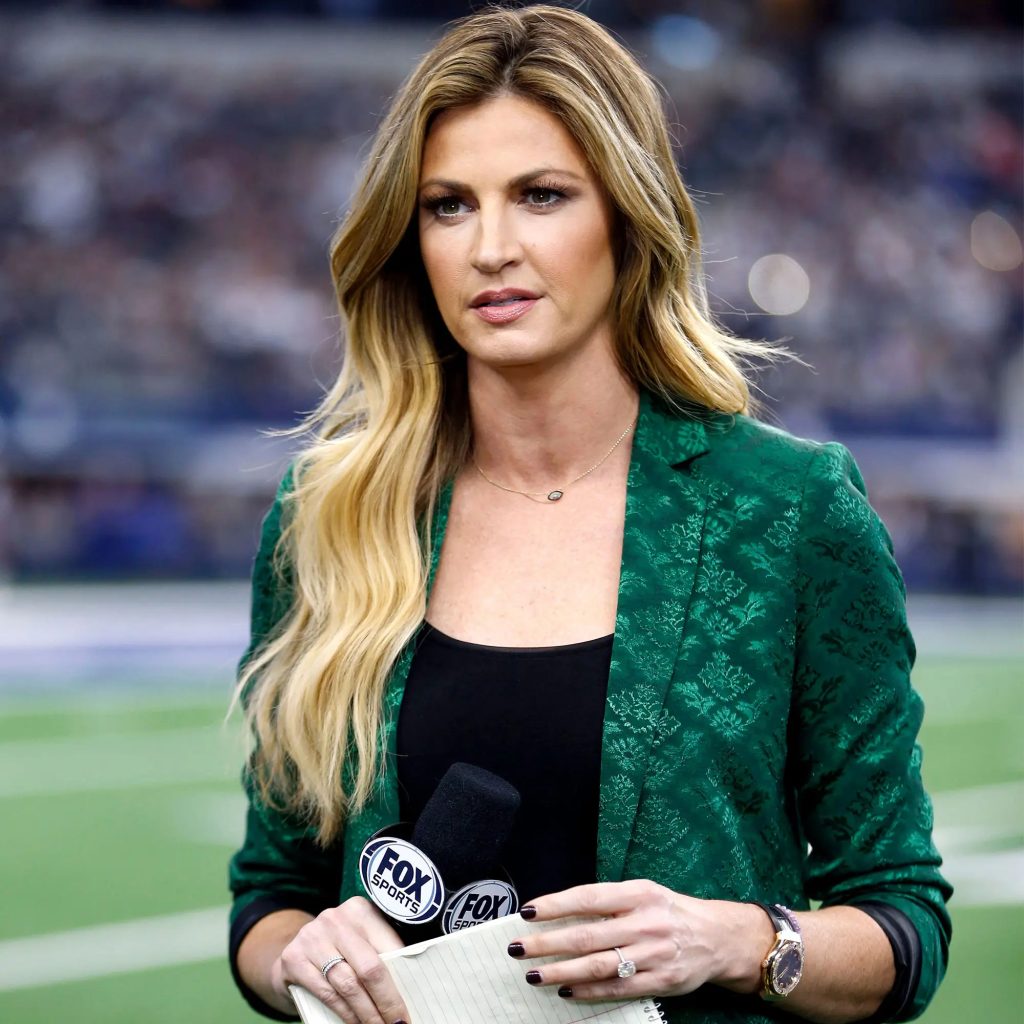 Erin Andrews: Biography, Net Worth, Birthday, Age, Physical Stats and ...
