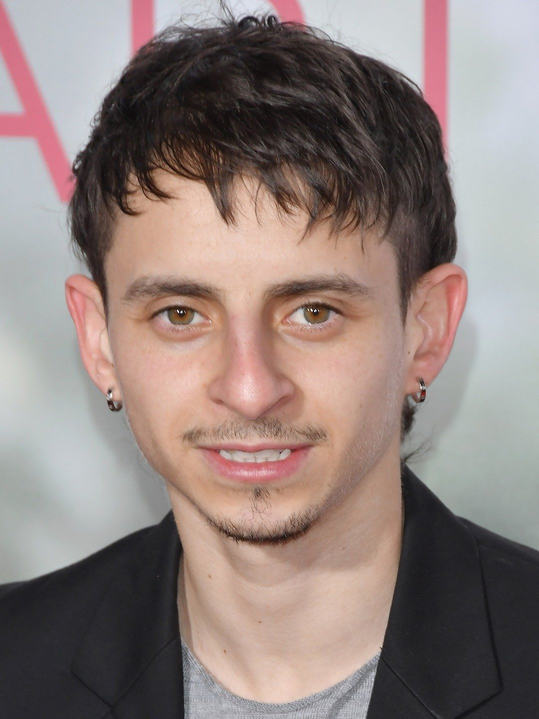 Moises Arias Biography, Net Worth, Birthday, Age, Physical Stats and