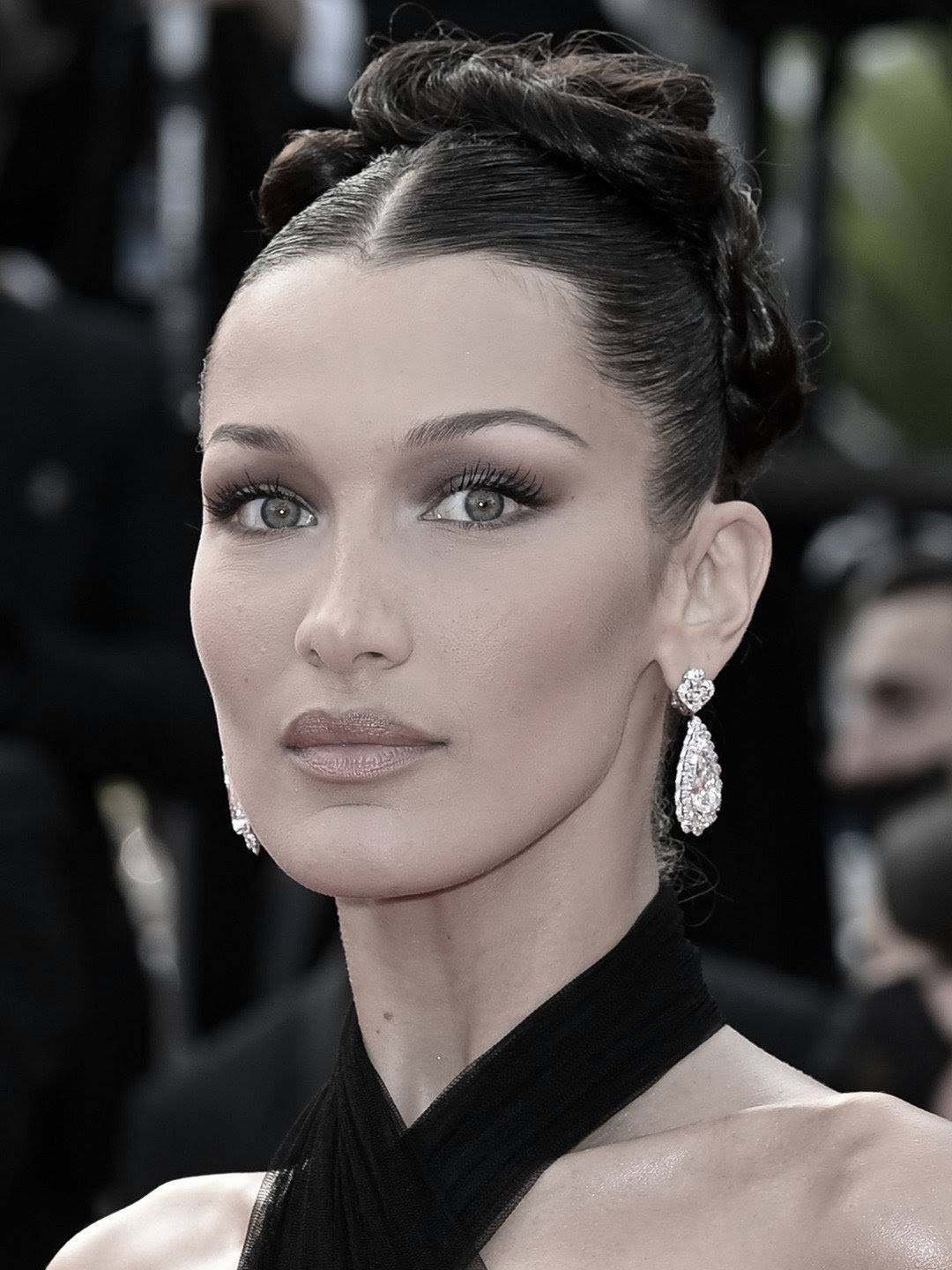 Get to Know Bella Hadid Biography, Net Worth, Family Members, and Age
